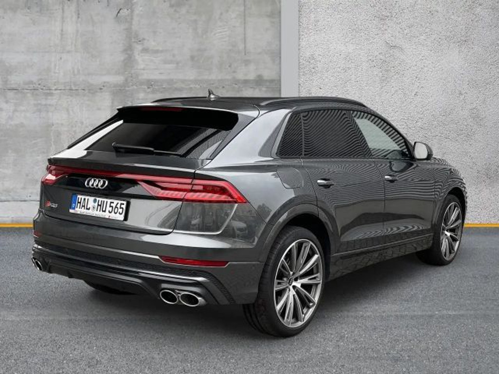 Audi SQ8