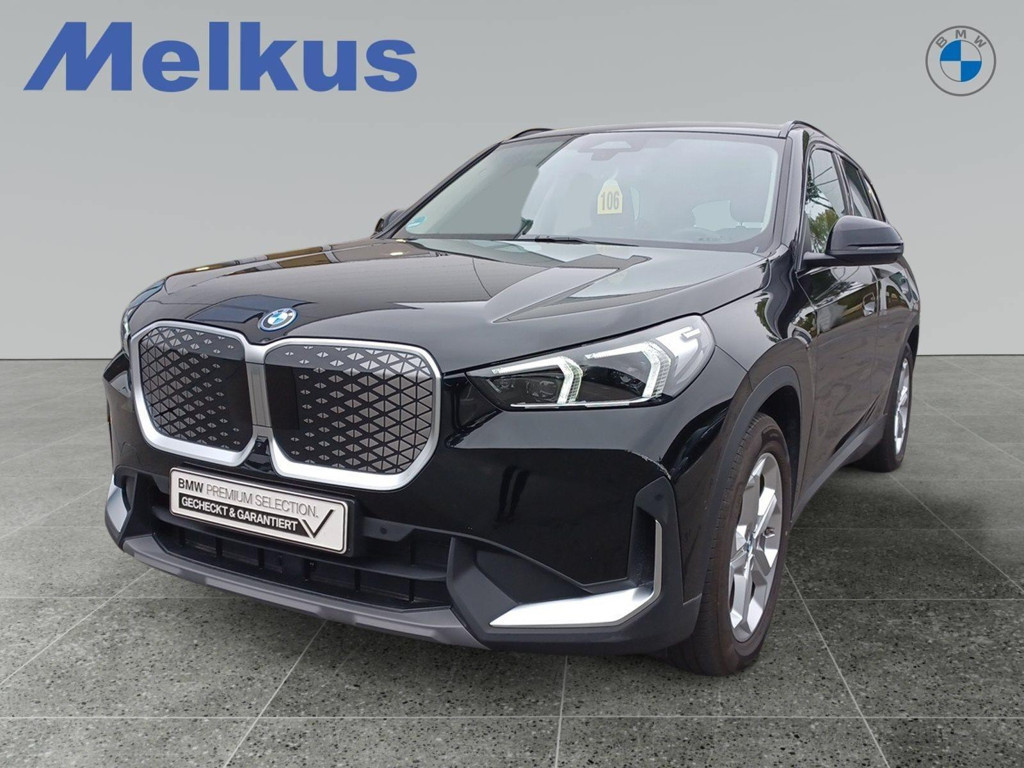 BMW iX1 xDrive30
