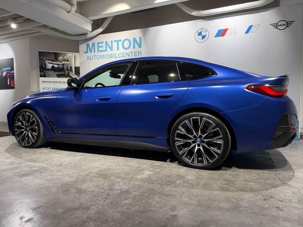 BMW i4