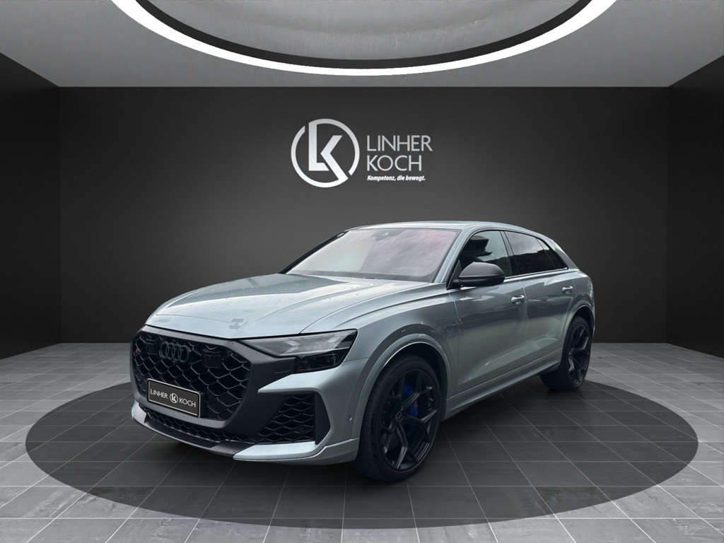 Audi RS Q8 Avant Performance