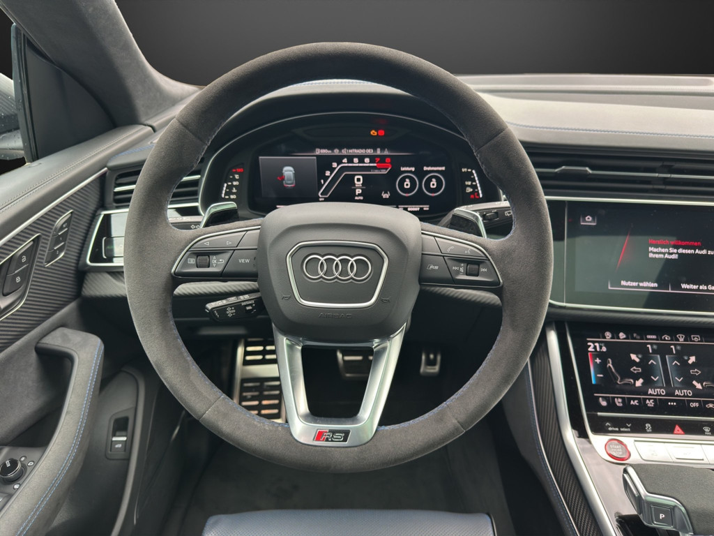 Audi RS Q8