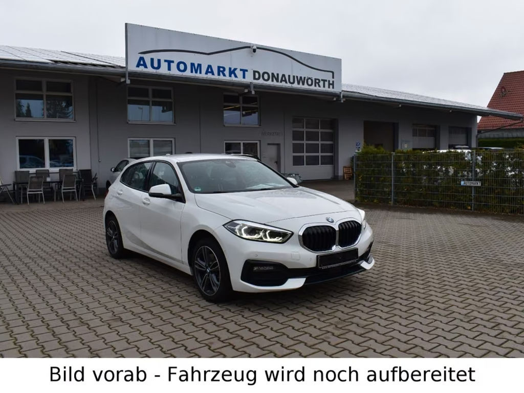 BMW 1 Serie 118 Sport Line Sedan 118i
