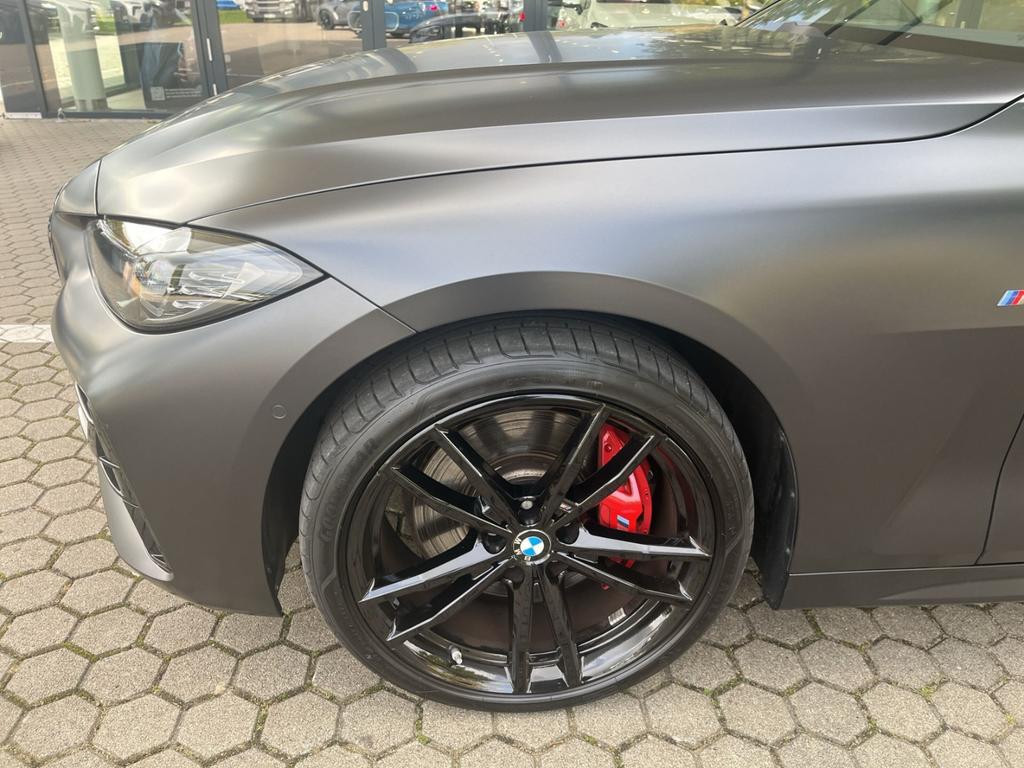 BMW M440