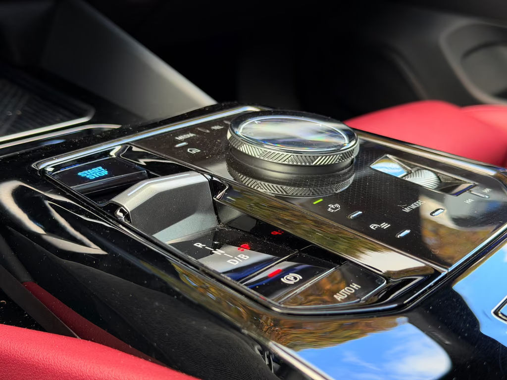 BMW i5