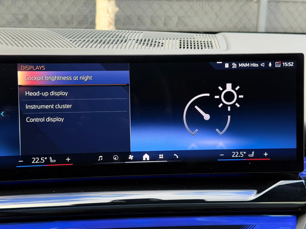 BMW i5