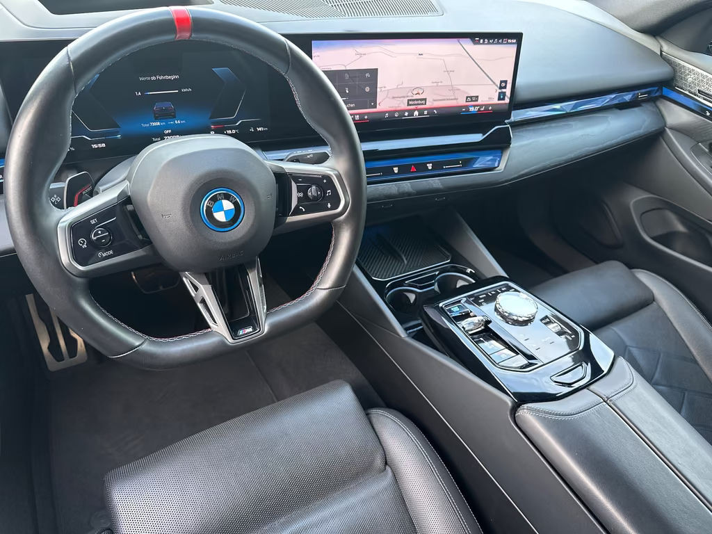 BMW i5