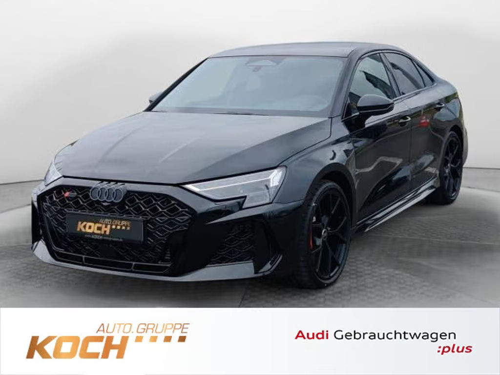 Audi RS3 Sedan Quattro S-Tronic