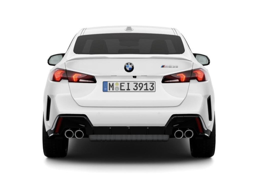 BMW M235