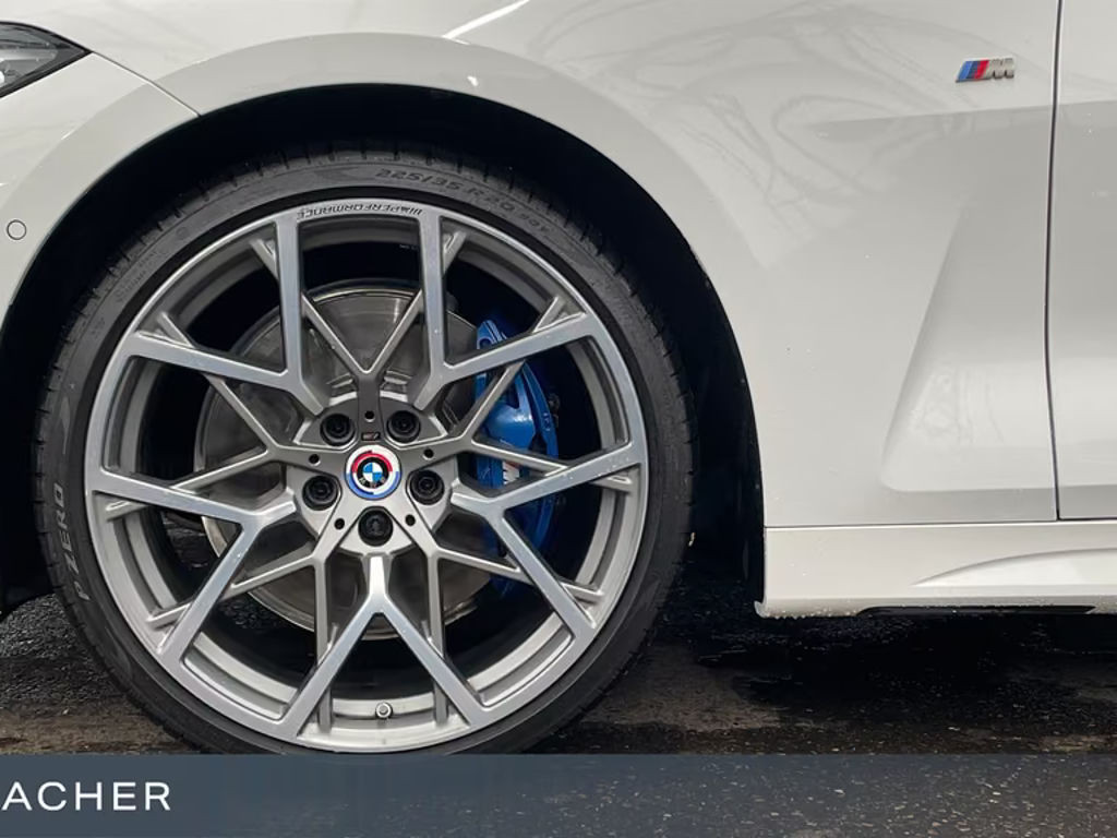 BMW M440
