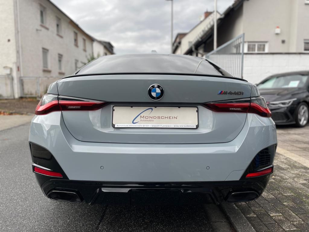 BMW M440