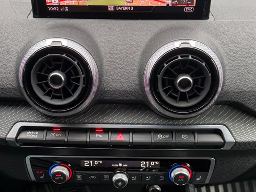 Audi SQ2