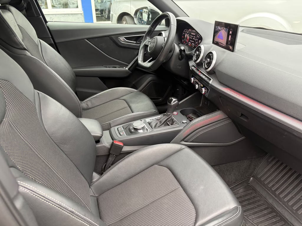 Audi SQ2
