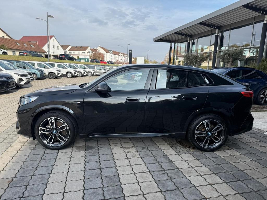 BMW iX2