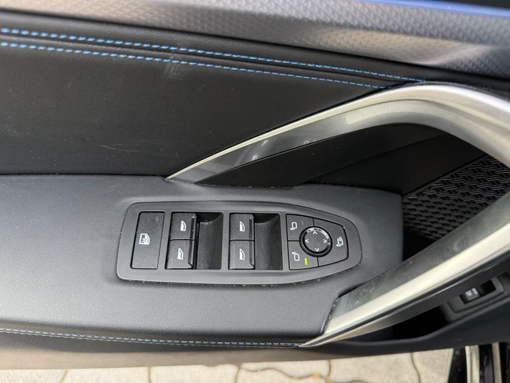 BMW iX2