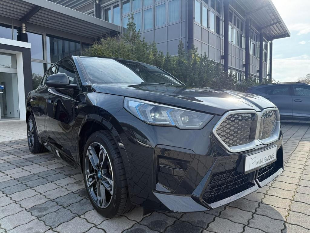 BMW iX2
