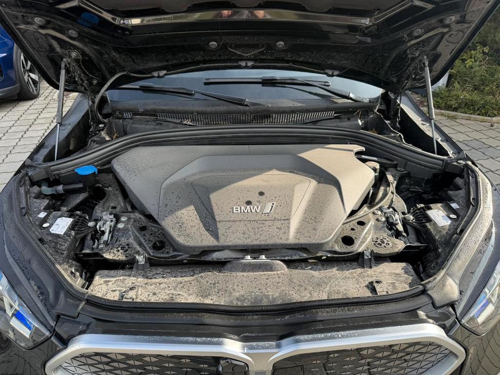 BMW iX2