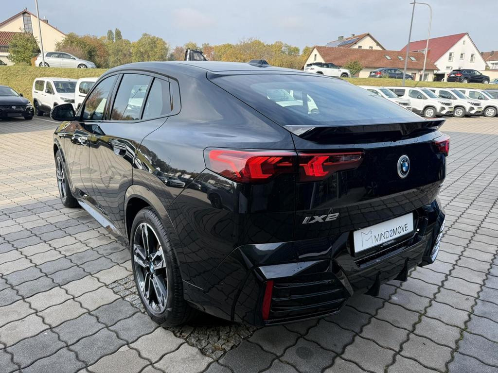 BMW iX2