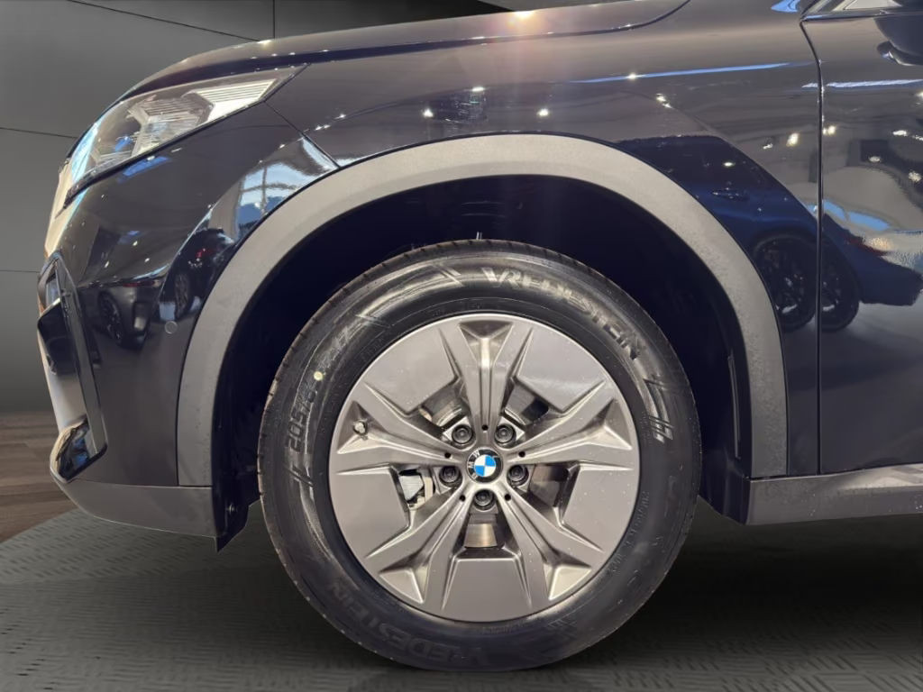 BMW iX2