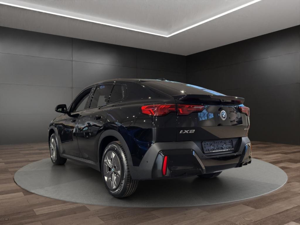 BMW iX2
