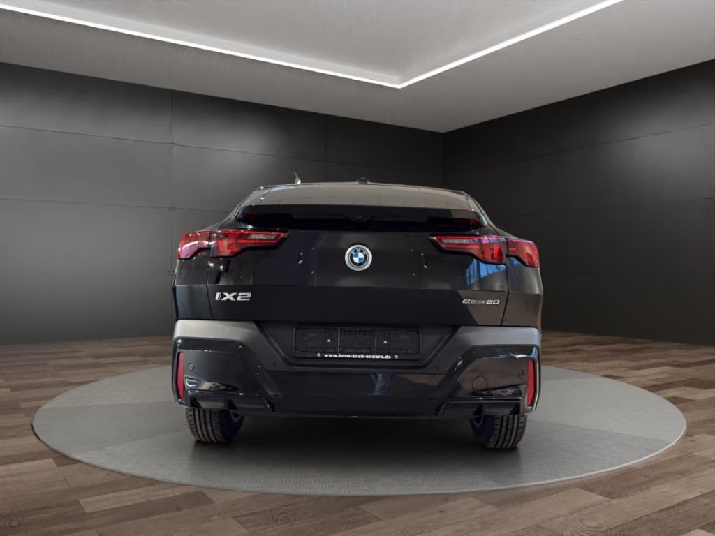 BMW iX2