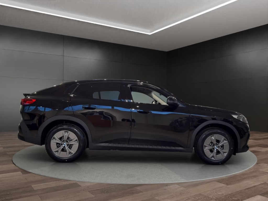 BMW iX2