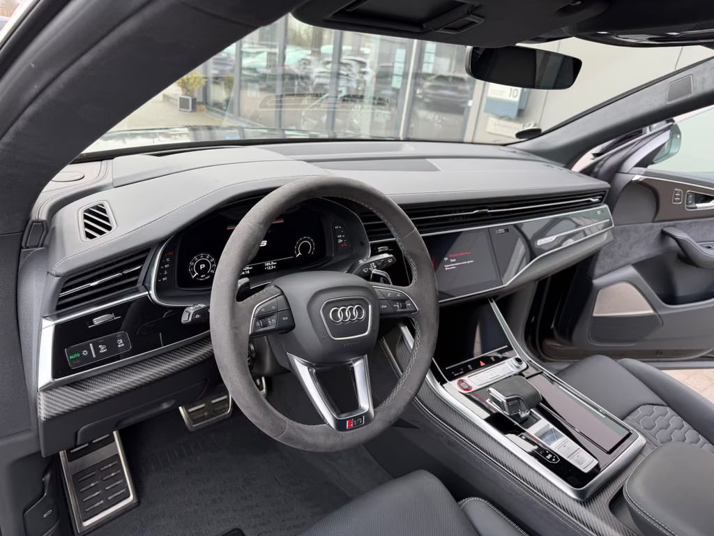 Audi RS Q8