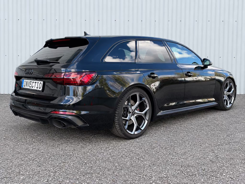 Audi RS4