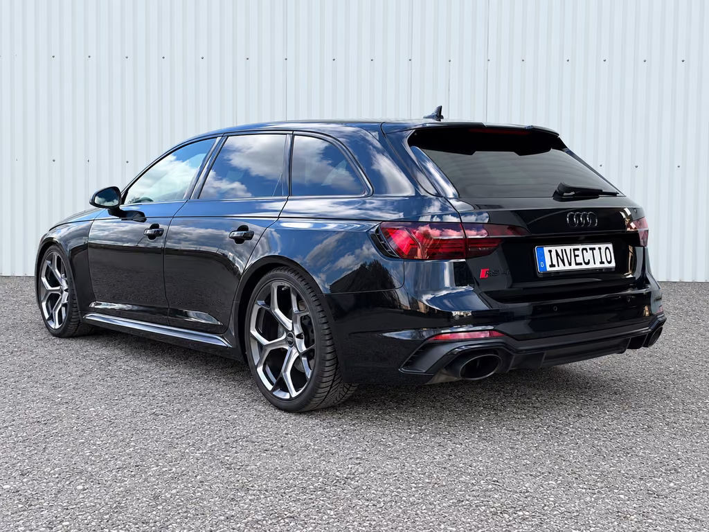 Audi RS4