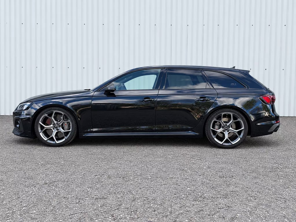 Audi RS4