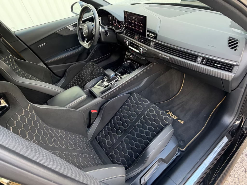 Audi RS4