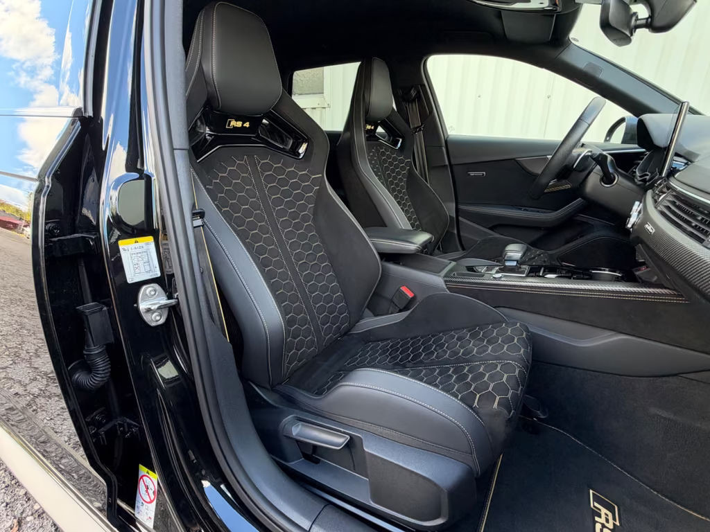 Audi RS4