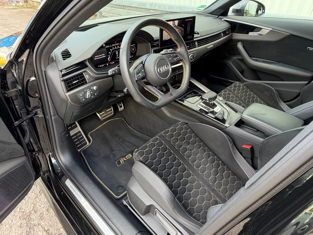 Audi RS4