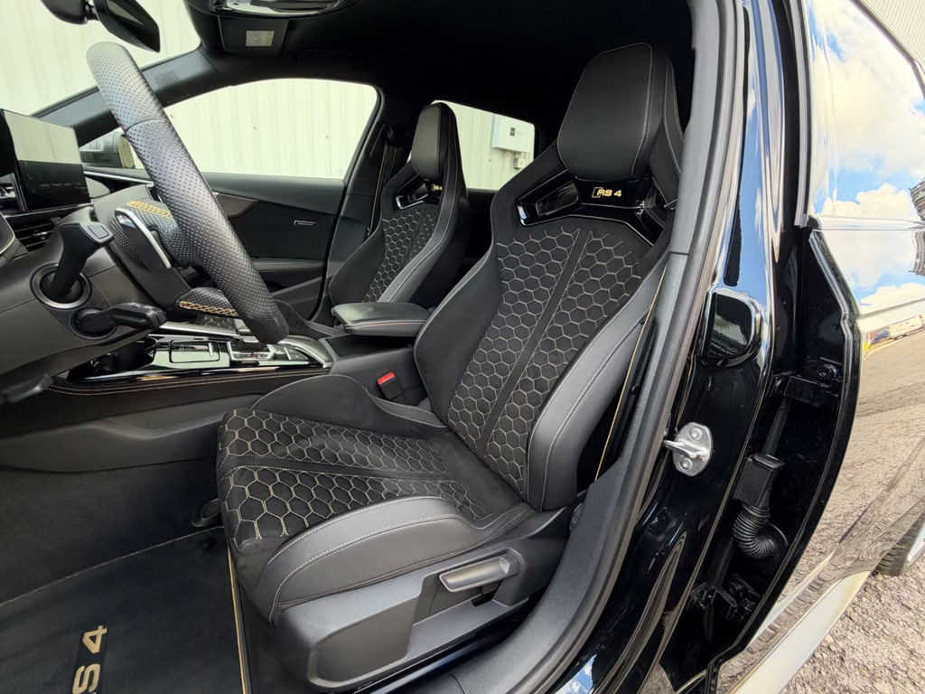 Audi RS4