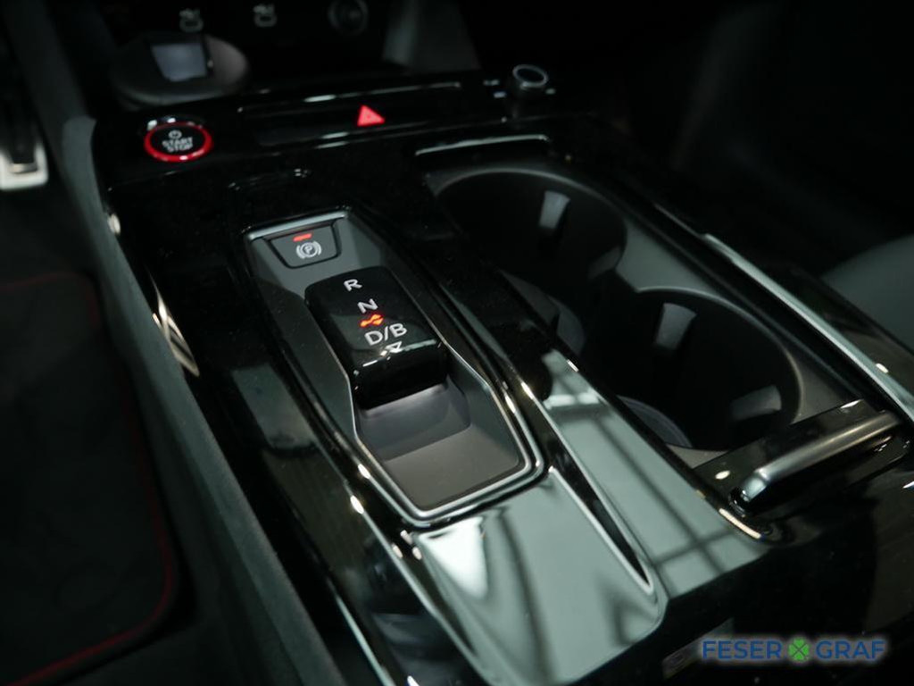 Audi S6 e-tron