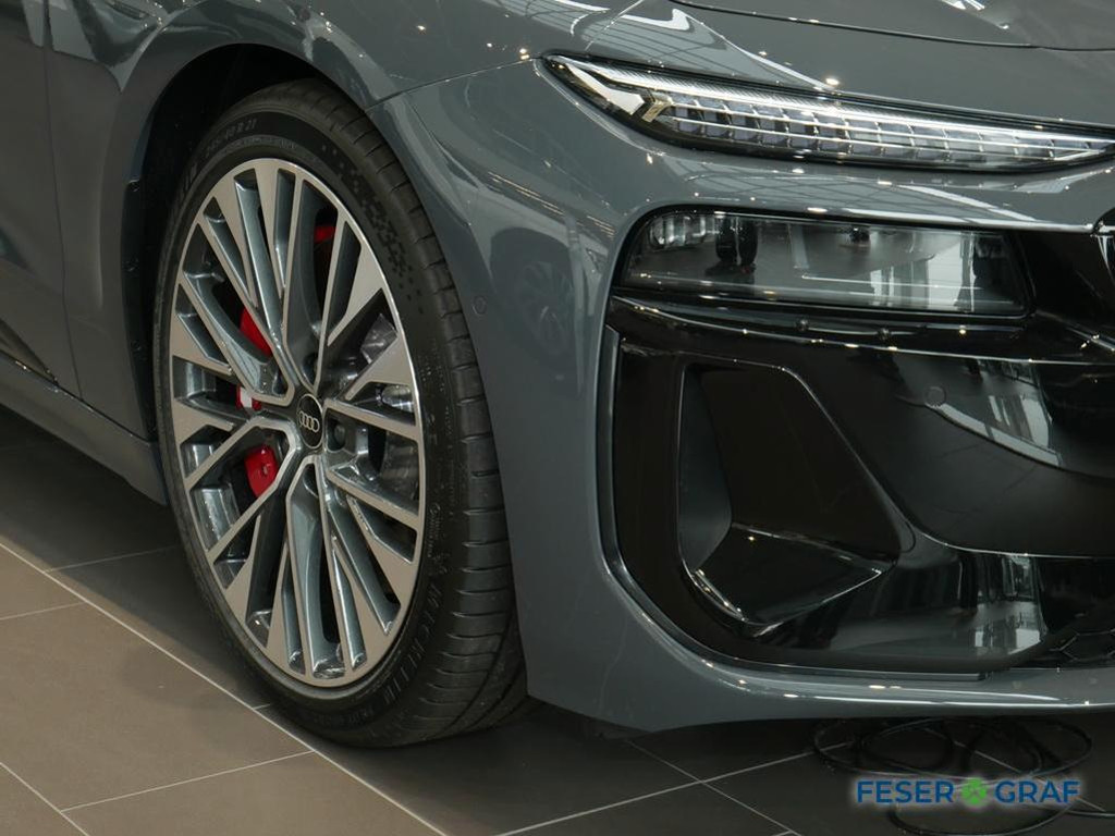 Audi S6 e-tron