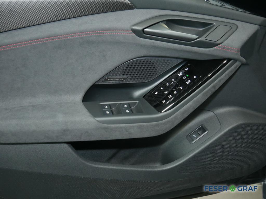 Audi S6 e-tron