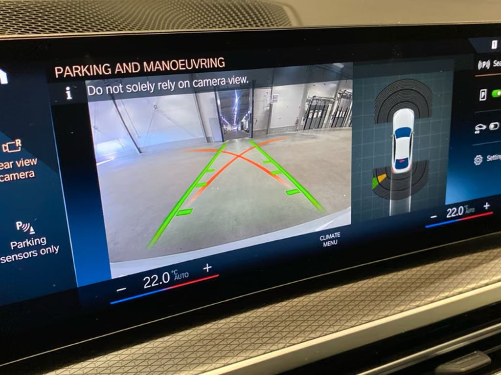 BMW i4