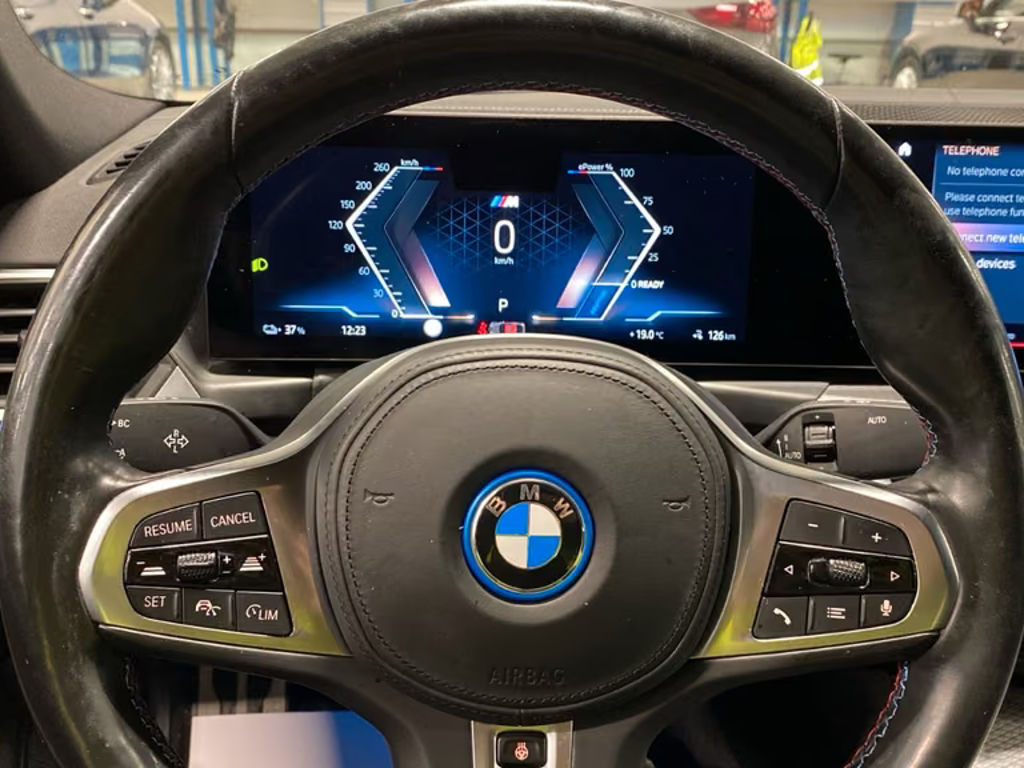 BMW i4