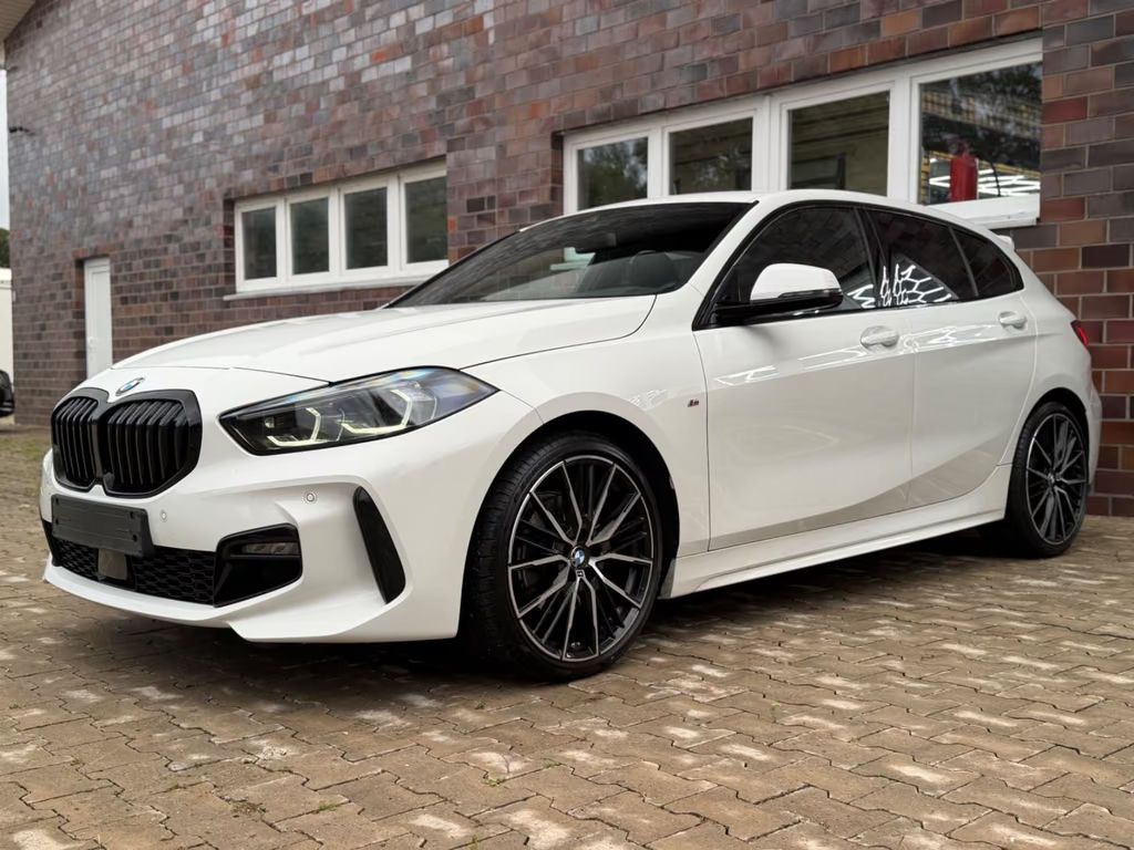 BMW 1 Serie 118 M-Sport Sedan 118i