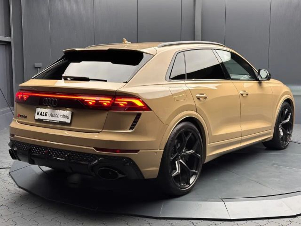 Audi RS Q8