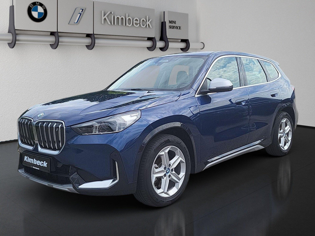 BMW iX1 xDrive30