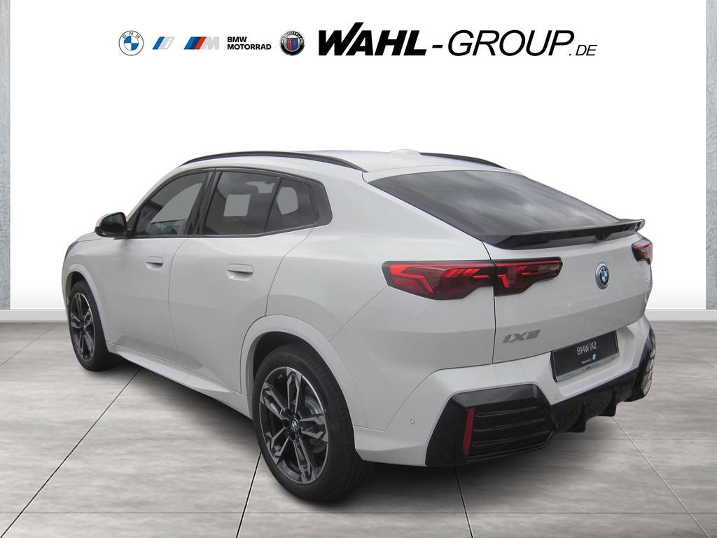 BMW iX2