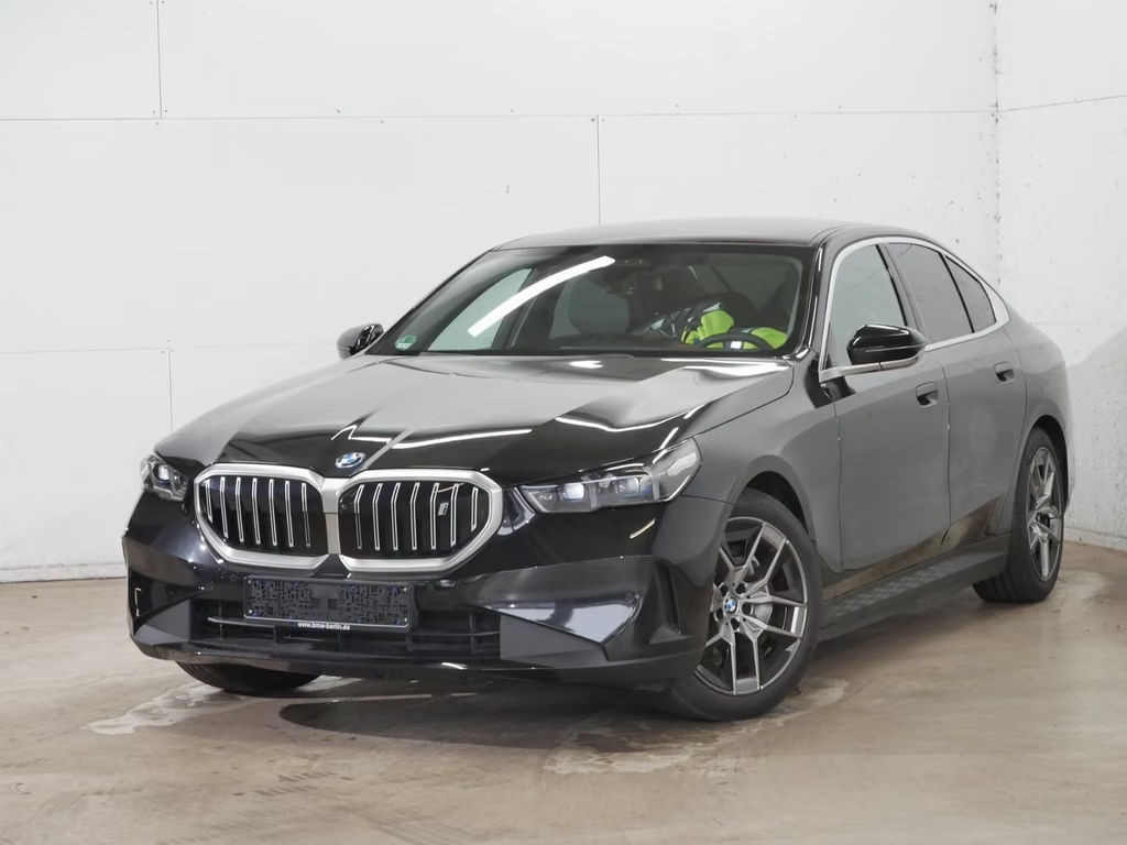 BMW i5 xDrive Sedan