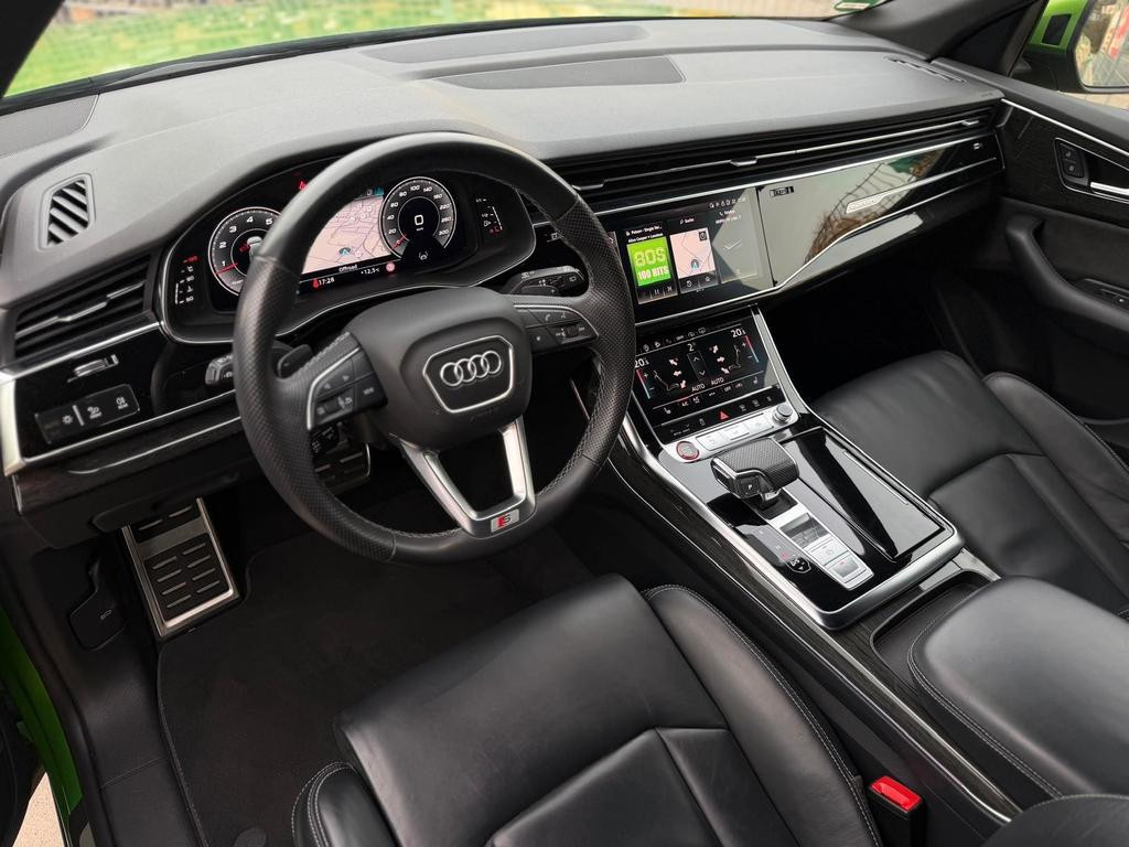 Audi SQ8