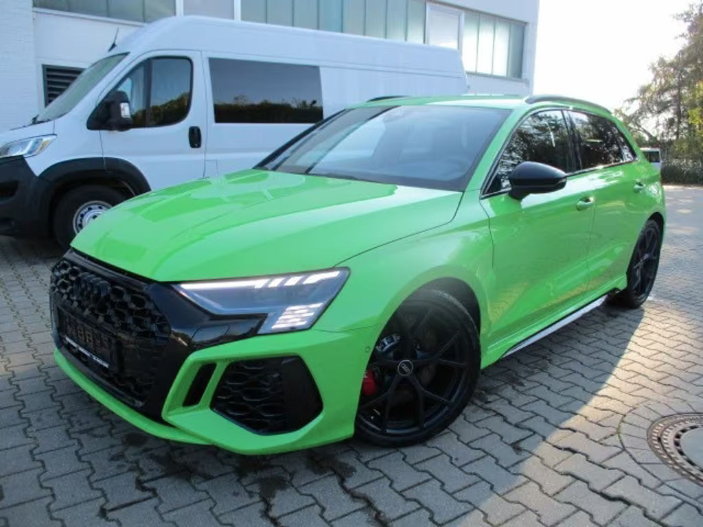 Audi RS3 Sportback Sedan Quattro