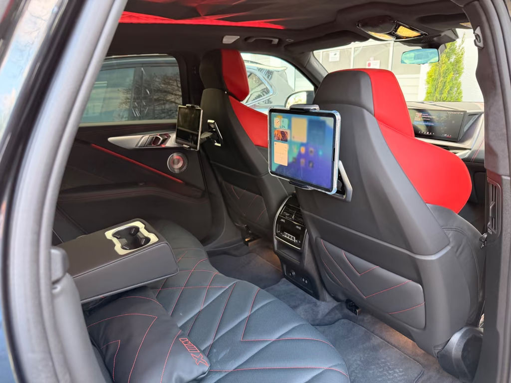 BMW XM