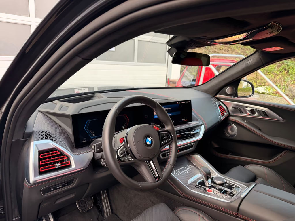 BMW XM