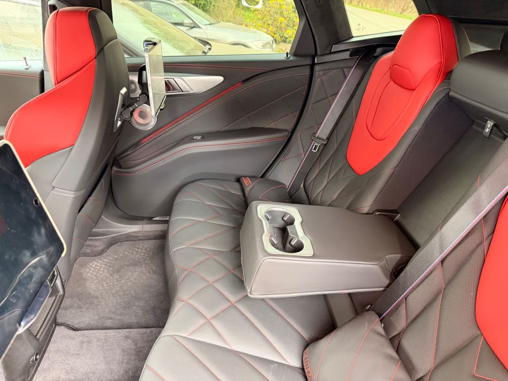 BMW XM