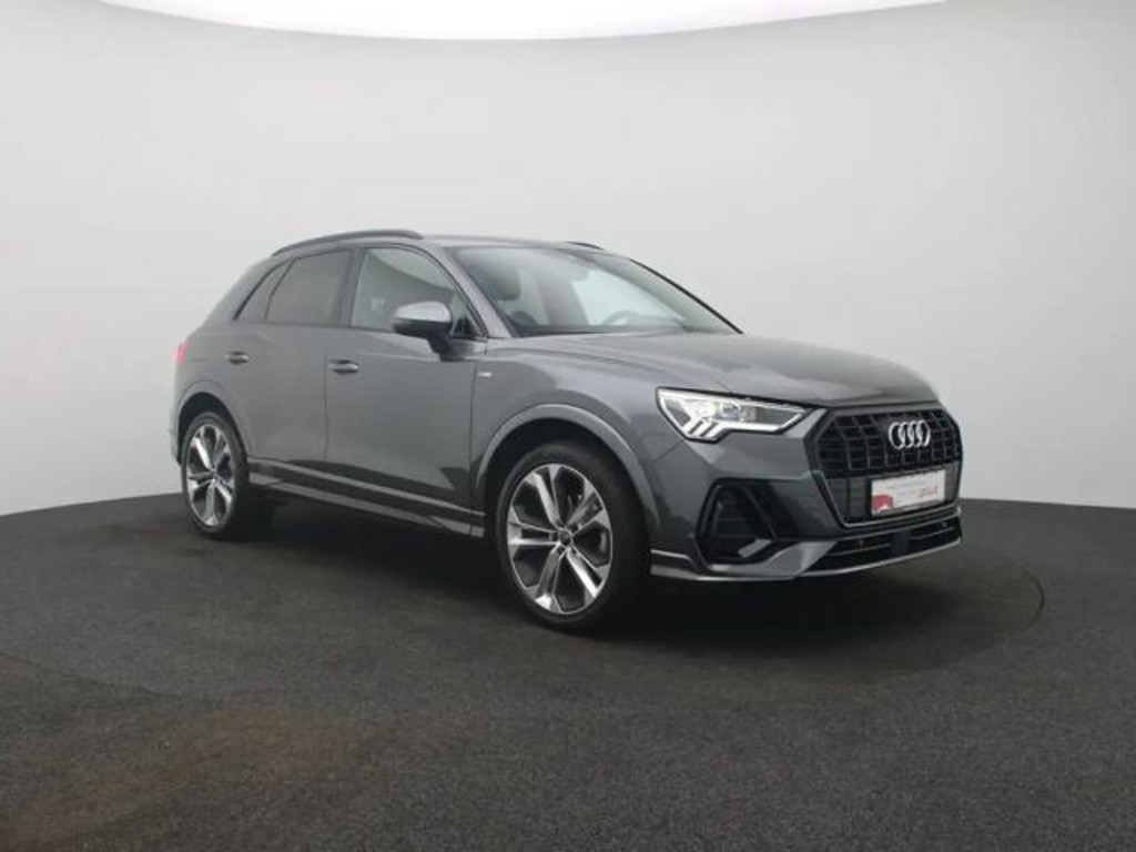 Audi Q3 S-Line S-Tronic 35 TFSI
