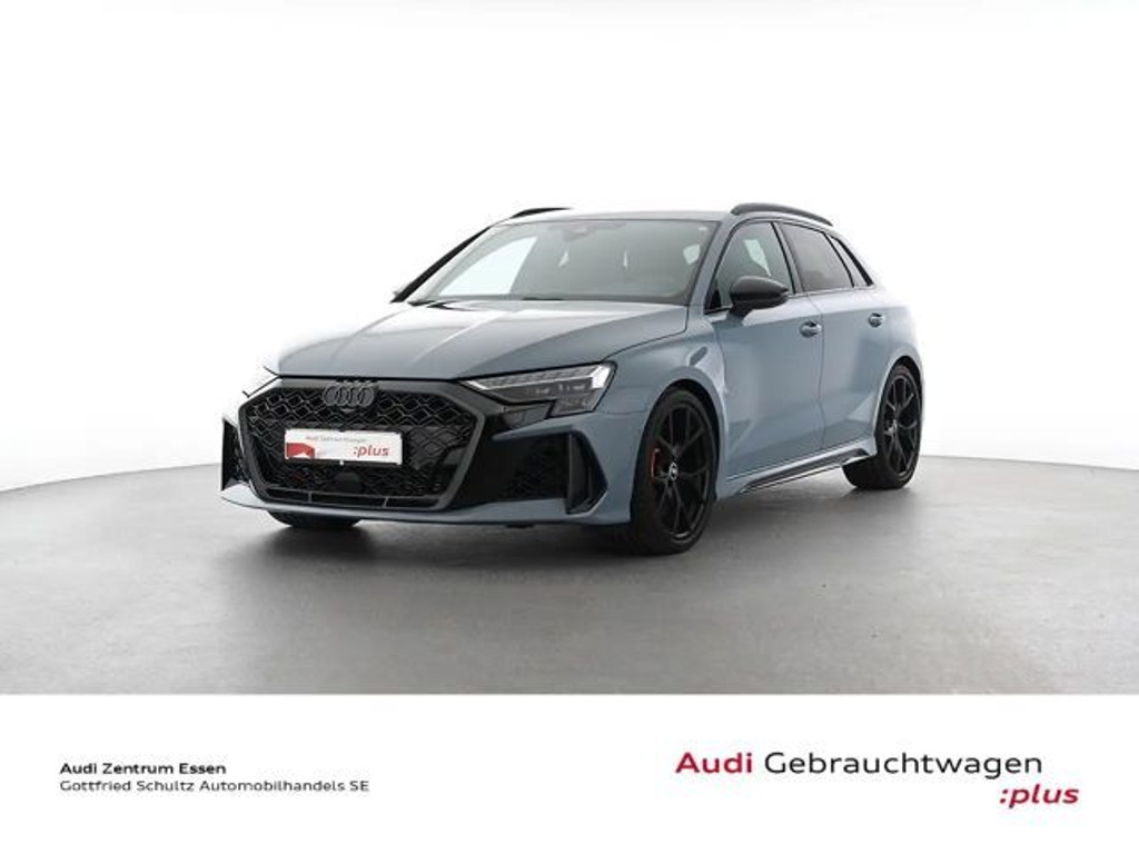 Audi RS3 Sportback Sedan Quattro